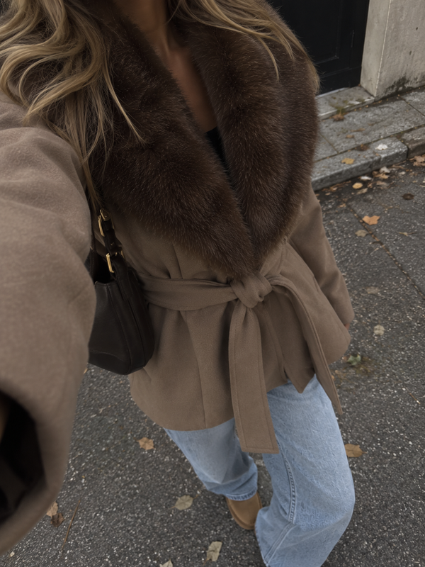 Leyla y.